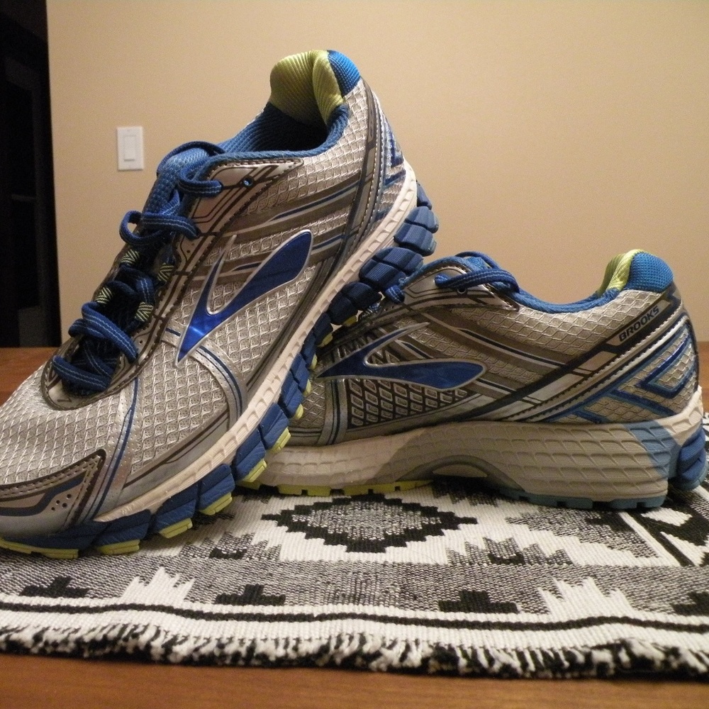 Brooks Adrenaline GTS 15